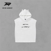 Varrukateta T-särk spetsiaalse 3d mütsiga